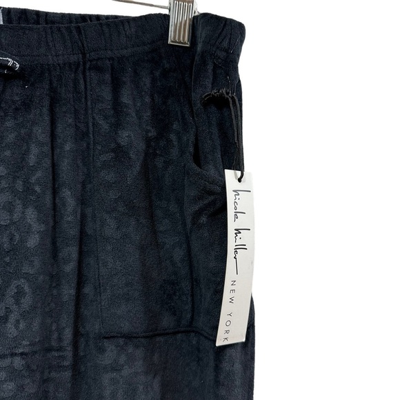 Nicole Miller Velvety Velour Black Jogger Pants, M - Picture 4 of 7